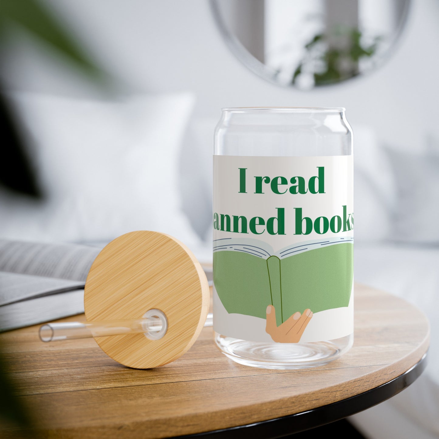 I read banned books. Coffee, water and soad drink Sipper Glass, 16oz